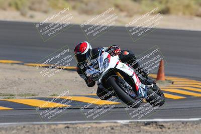 media/Oct-08-2022-SoCal Trackdays (Sat) [[1fc3beec89]]/Turn 10 (945am)/